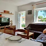 Fafarinka - Close To Krka National Park