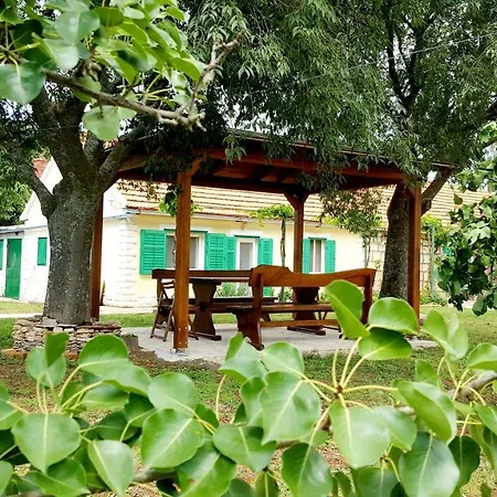 Fafarinka - Close To Krka National Park Vikendica *