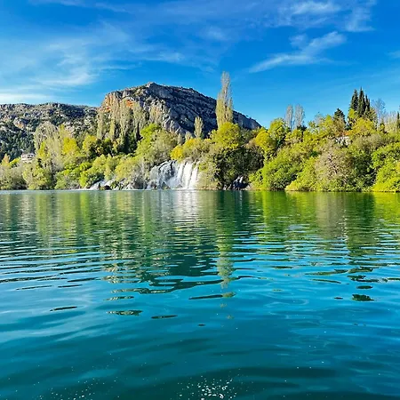Fafarinka - Close To Krka National Park Vikendica Konjevrate