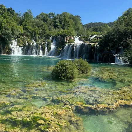 Ferienhaus Fafarinka - Close To Krka National Park Konjevrate