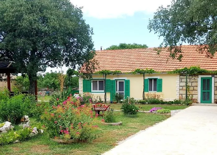 Fafarinka - Close To Krka National Park Konjevrate