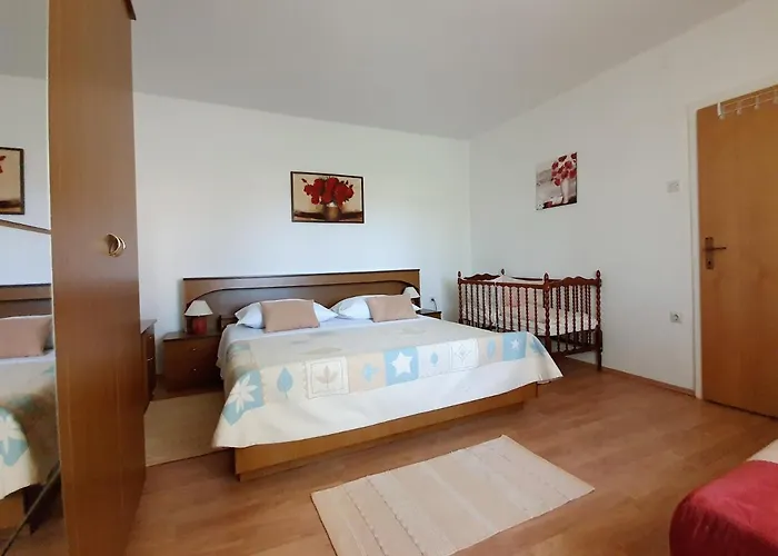 Fafarinka - Close To Krka National Park Vikendica Konjevrate